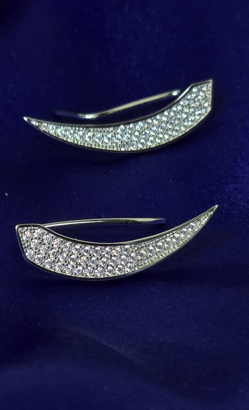 Glowme Ear Cuffs