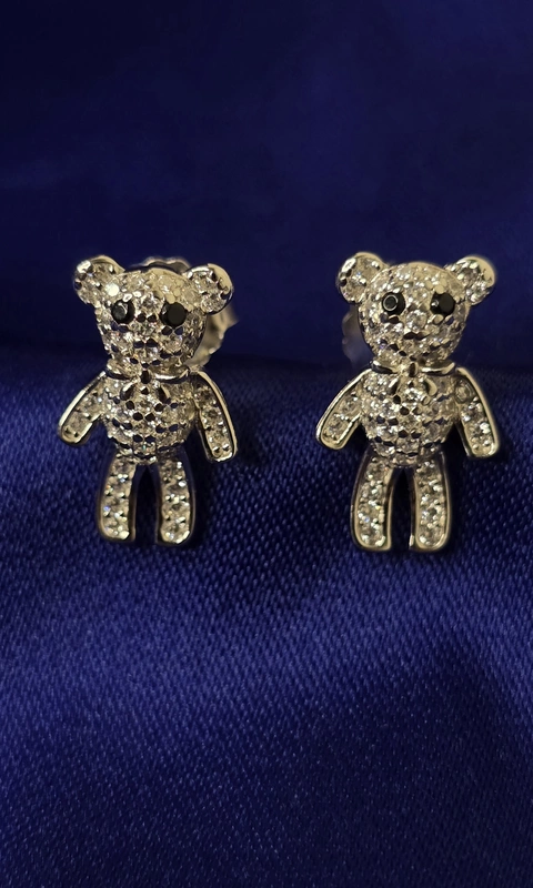 Teddy Studs