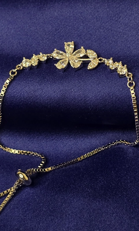 Flora Bracelet