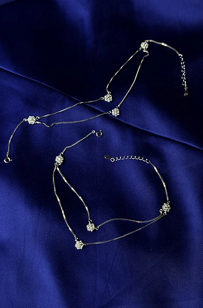 Diya Flower Anklets