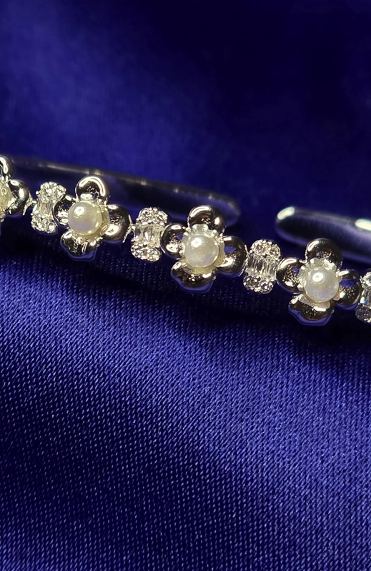 Pearly Kada Bracelet