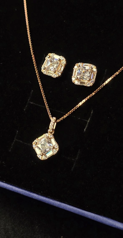 Maya Pendant Set